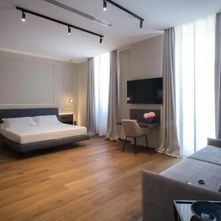 לינה וארוחת בוקר Palazzo Danisi Rooms&suites 4*