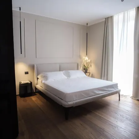 ベッド・アンド・ブレックファスト Palazzo Danisi Rooms&suites 4*