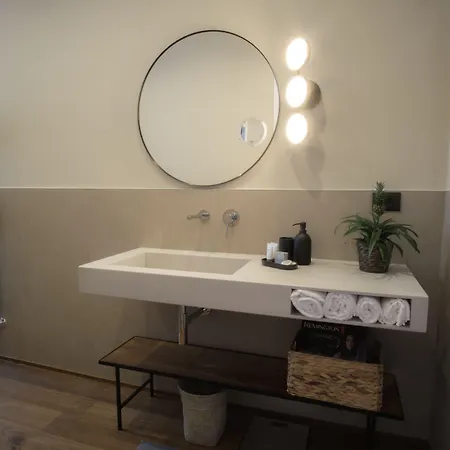 Palazzo Danisi Rooms&suites Барі