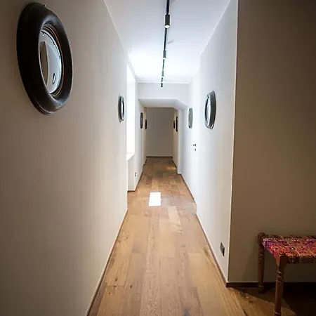 Palazzo Danisi Rooms&suites 4*