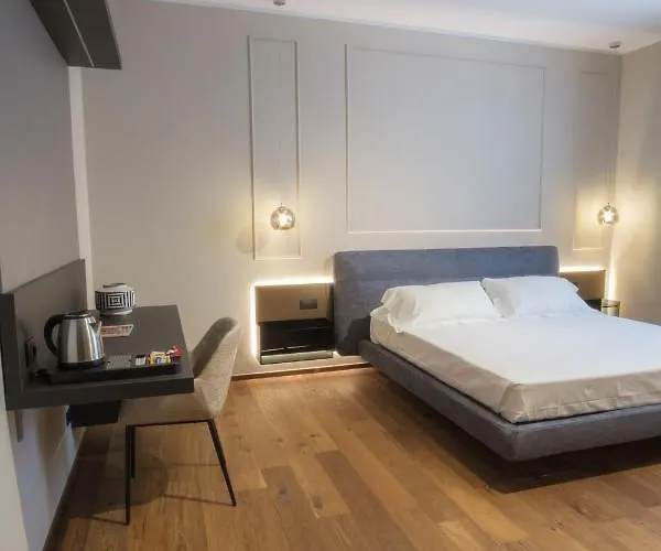 Bed & Breakfast Palazzo Danisi Rooms&suites 4*